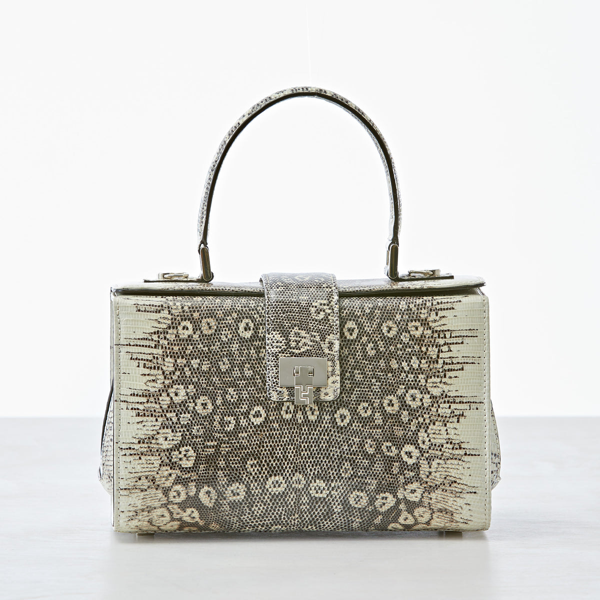 【関税送料込】T-Lock lizard embossed cardholder☆☆ Coach Women's Gold/Natural Lizard-Embossed Leather Medium Id
