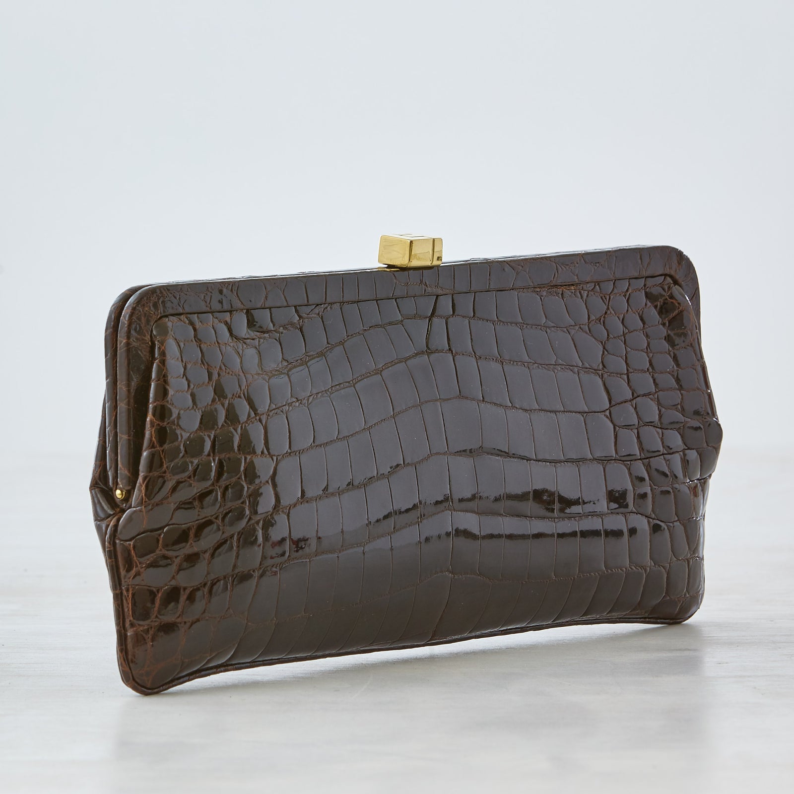 【美品】アットラスト　ロンT size38 182 Framed Clutch - Dark Brown Crocodile – Lambertson Truex