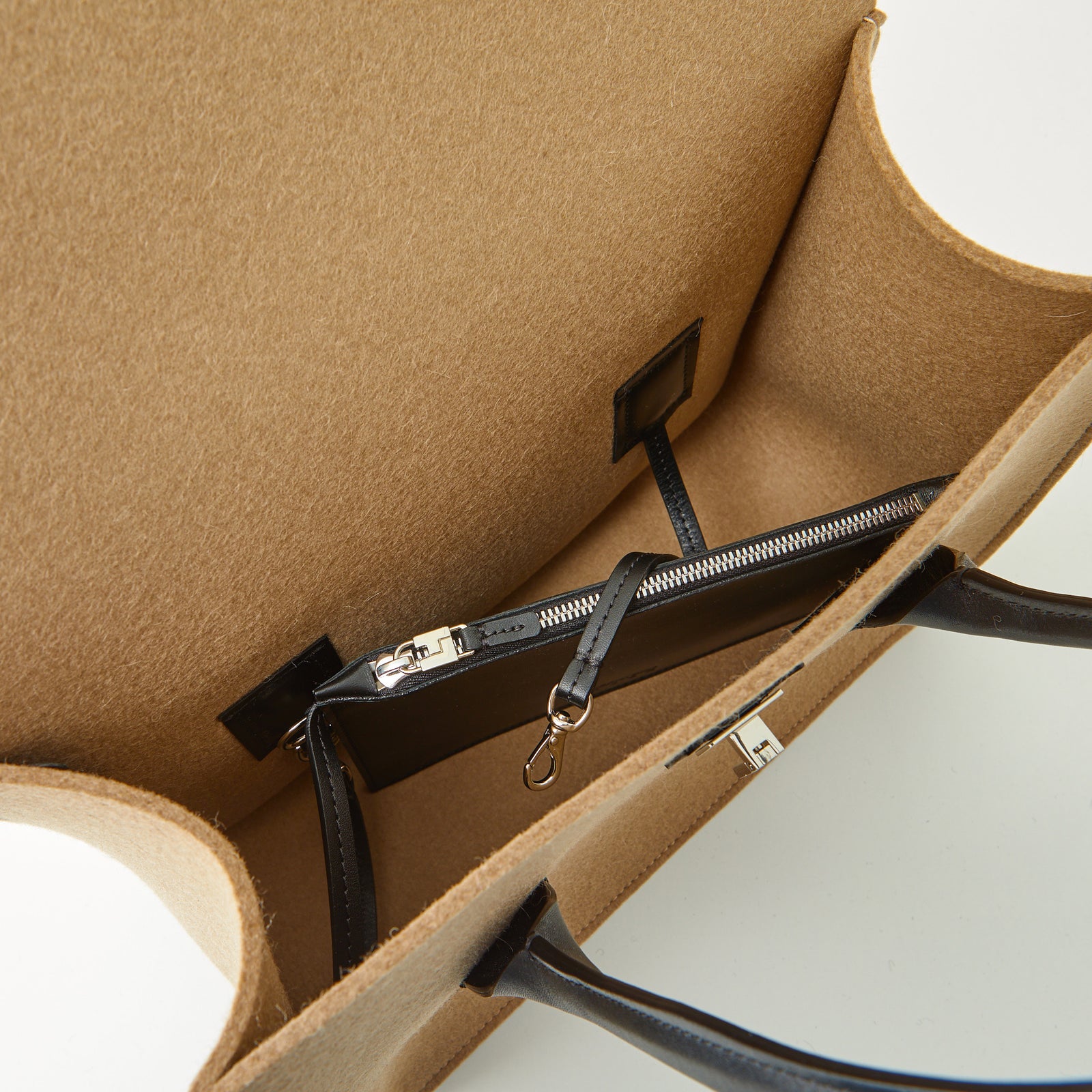 Boxcar Top Handle - Large - Camel Felt – Lambertson Truex